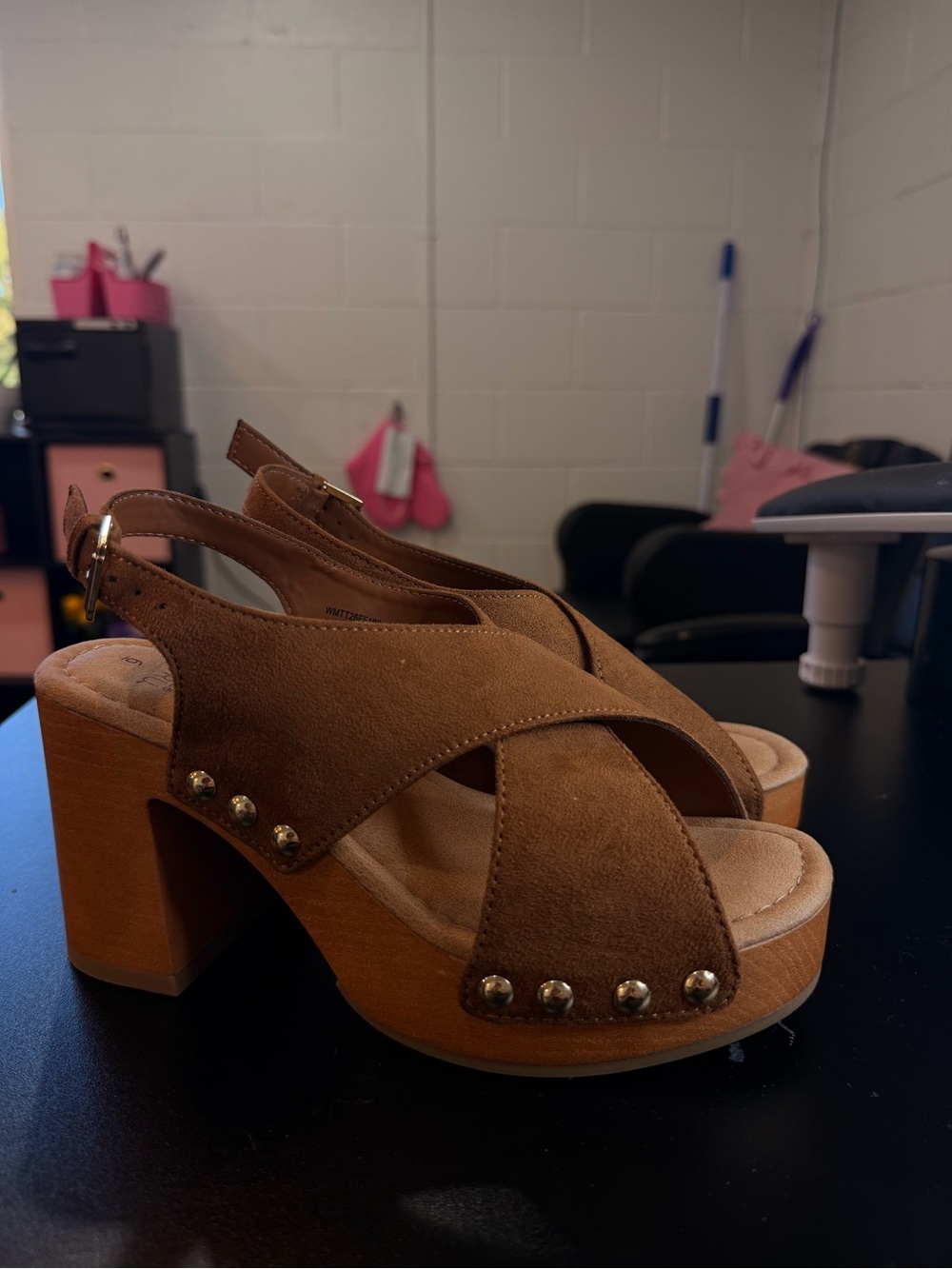 Time and Tru Brown Suede Platform Slingback Sandals